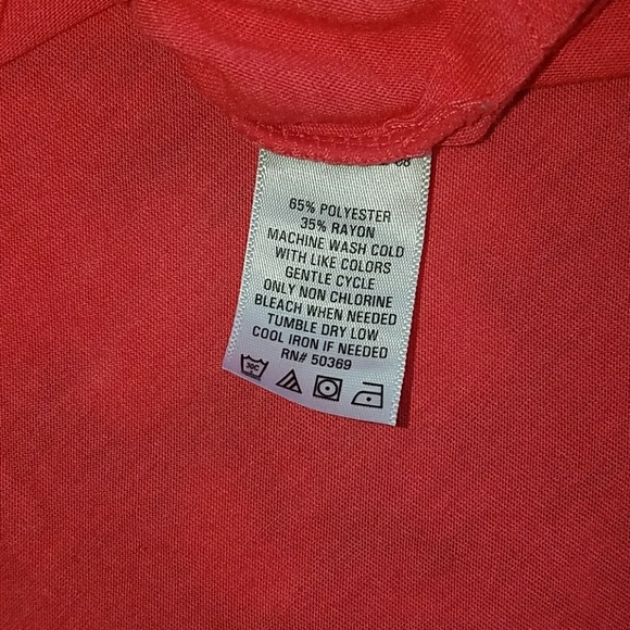 🌊 3/$15 NWOT Cascade Sport Top - Picture 7 of 8